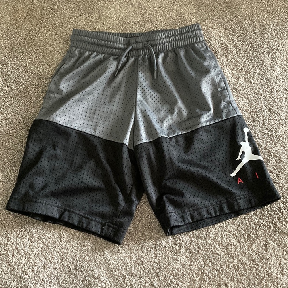 Boys Gray and Black Air Jordan Shorts Size Small